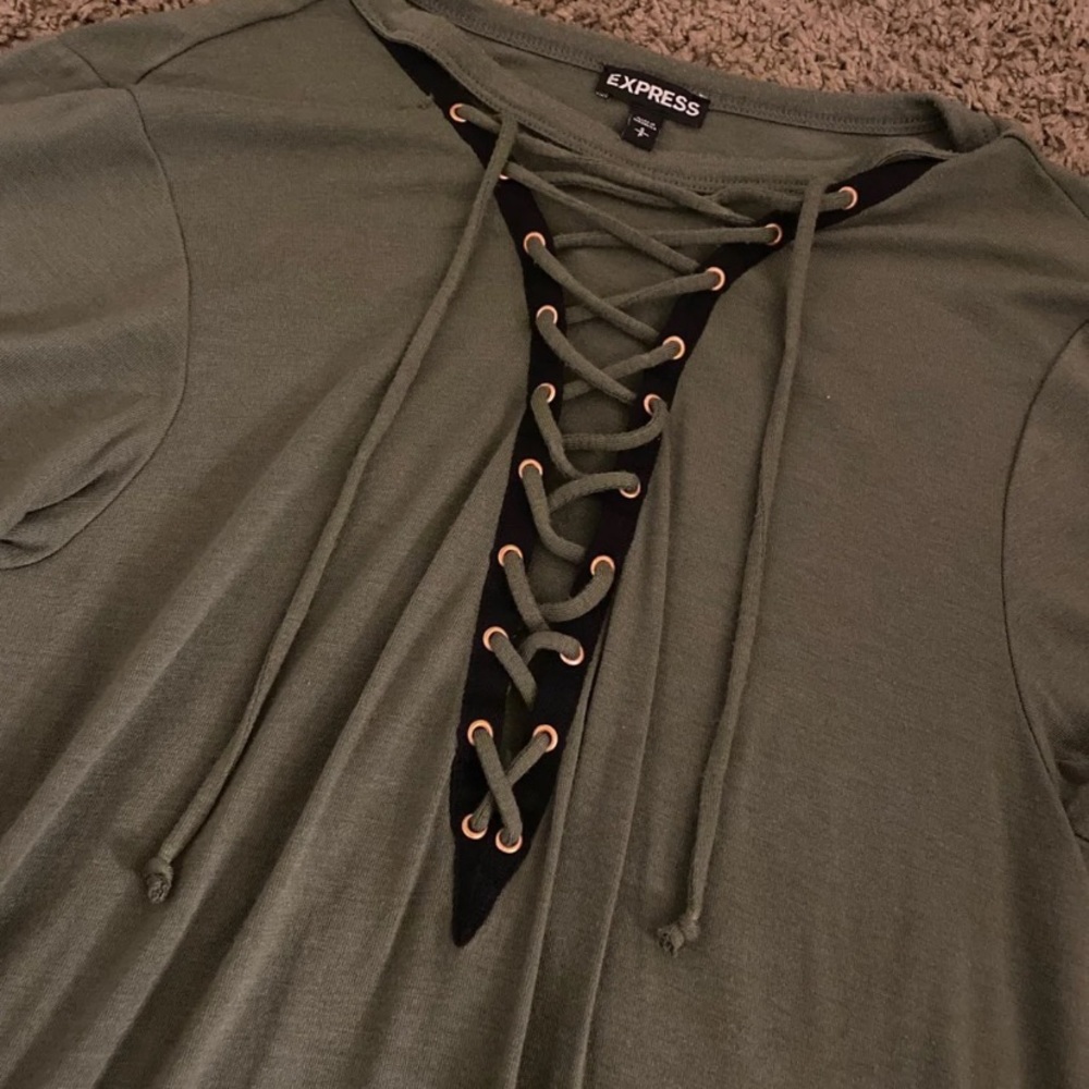 EXPRESS Top - Picture 3 of 4